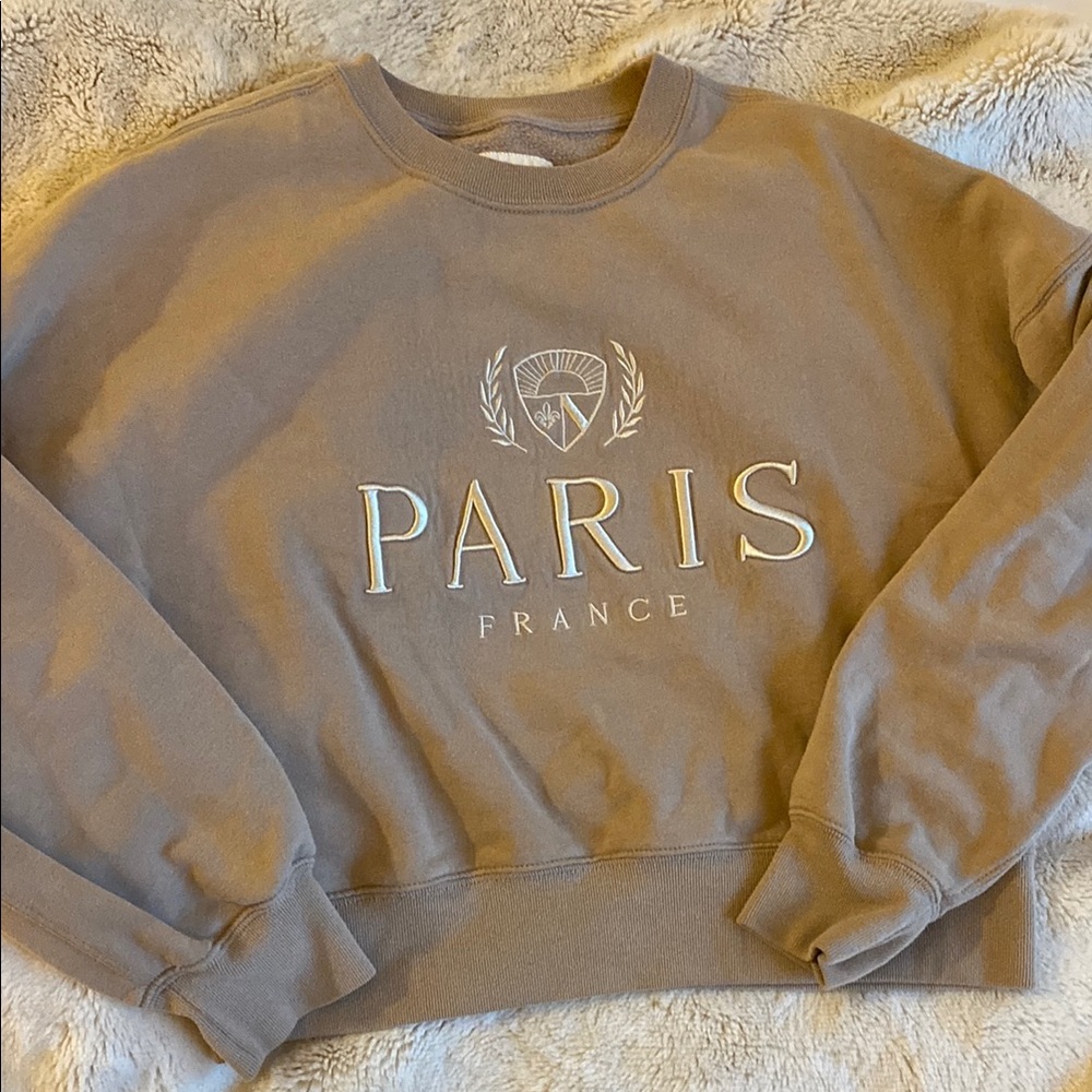 Paris France Graphic Sweatshirt Abercrombie & Fitch Soft A & F Essentials